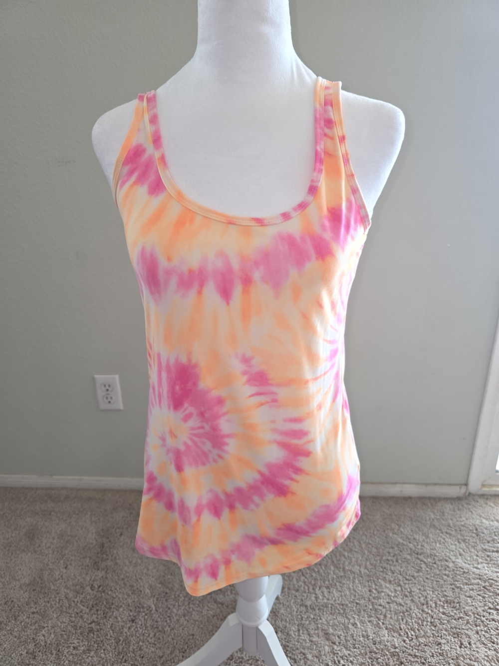 Tie-Dye Scoop Neck Tank Top - Pink & Peach